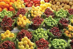 قیمت های نجومی میوه های نوبرانه در بازار!