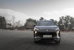 متقاضیان خرید خودرو بدون قرعه کشی بخوانند | 
490 میلیون تومان پیش پرداخت برای خرید این شاسی بلند در بورس