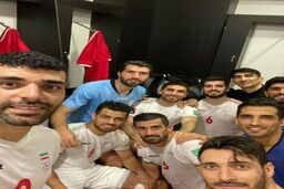 چهره های عجیب و غریب ملی‌پوشان پس از صعود+سلفی ملی پوشان