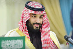 استایل بن سلمان در محل کار؛ رونمایی ولیعهد عربستان از دفتر کارش! +عکس