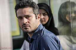 مجتبی پیرزاده بازیگر سریال پوست شیر و همسرجوانش | همسر واقعی مجتبی پیرزاده +عکس