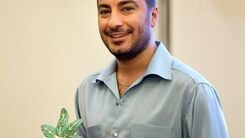 نوید محمدزاده خسته از تدارکات جشن عروسی لاکچری اش/کلاه دامادی نوید محمدزاده با مارک معروف! +عکس
