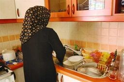 سنگ تمام دولت برای تمام زنان خانه دار | جزییات دریافت وام برای زنان خانه دار