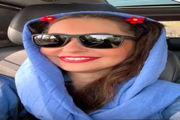 تلاش های نفیسه روشن برای تو چشم بودن | نفیسه روشن اینبار با مانتو میلیونی و ساعت طلایش ظاهر شد +عکس