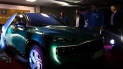 شاه ماهی ایران خودرو در راه بازار |  نخستین شاسی‌بلند ملی ایران خودرو را ببینید
