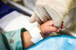 مرگ تلخ یک نوزاد در بیمارستان بهارلو | نوزاد سرما خورده بود؟ 