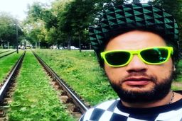 ناگفته هایی از زندگی خصوصی علی صادقی+تصاویر دیده نشده 