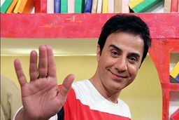 گریه دردناک مادر عموپورنگ با آواز پیر زن شمالی + فیلم