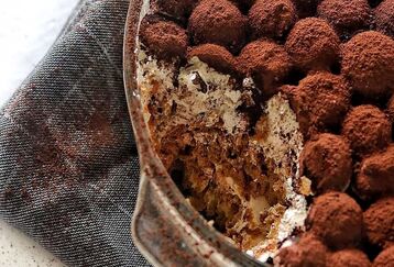 دسر کاکائویی؛ یک دسر لطیف و سبک برای دورهمی ها | طرز تهیه دسر خوشمزه و فوری با 4 قلم مواد 