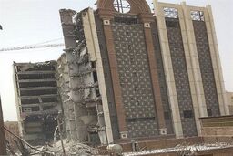 خروج همه مفقودان حادثه آبادان از زیر آوار