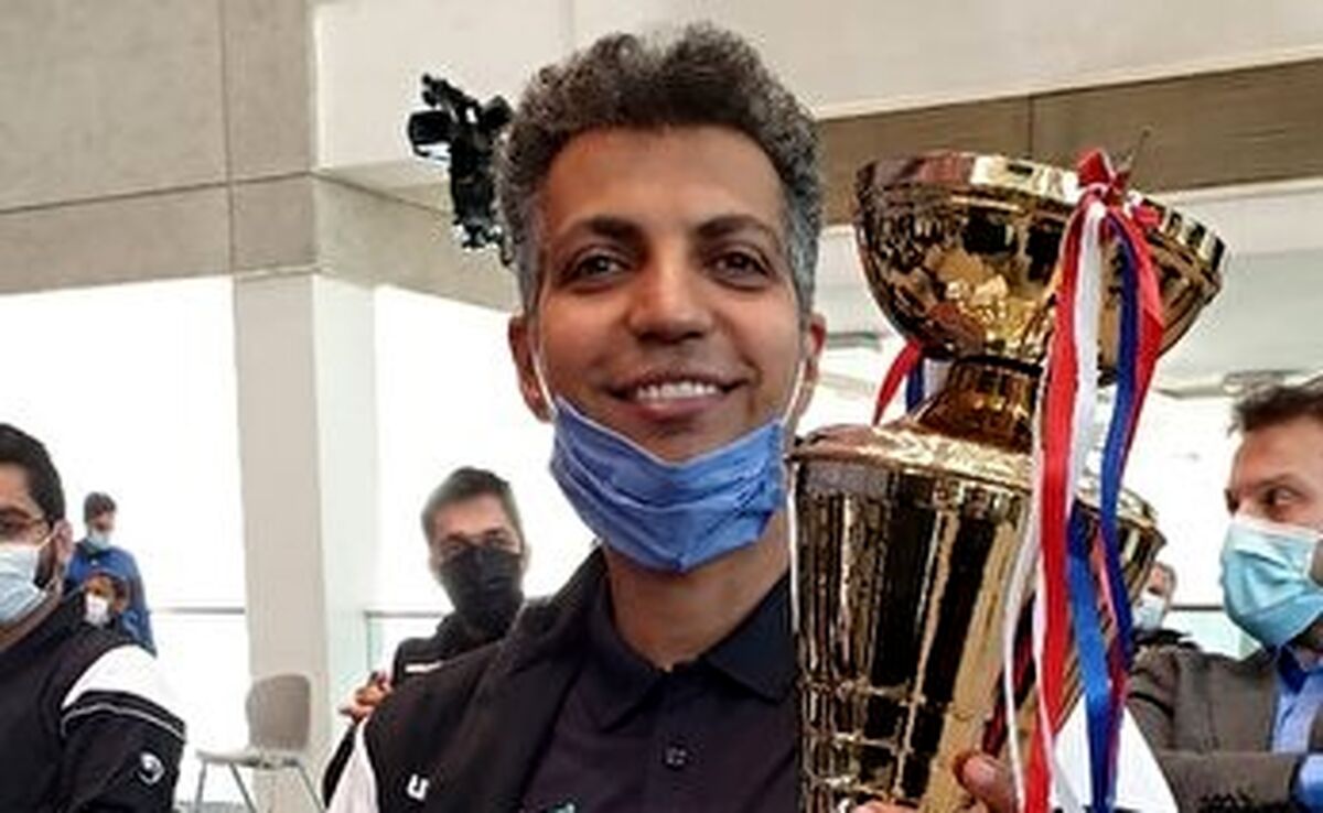 عادل فردوسی پور برمی گردد؟