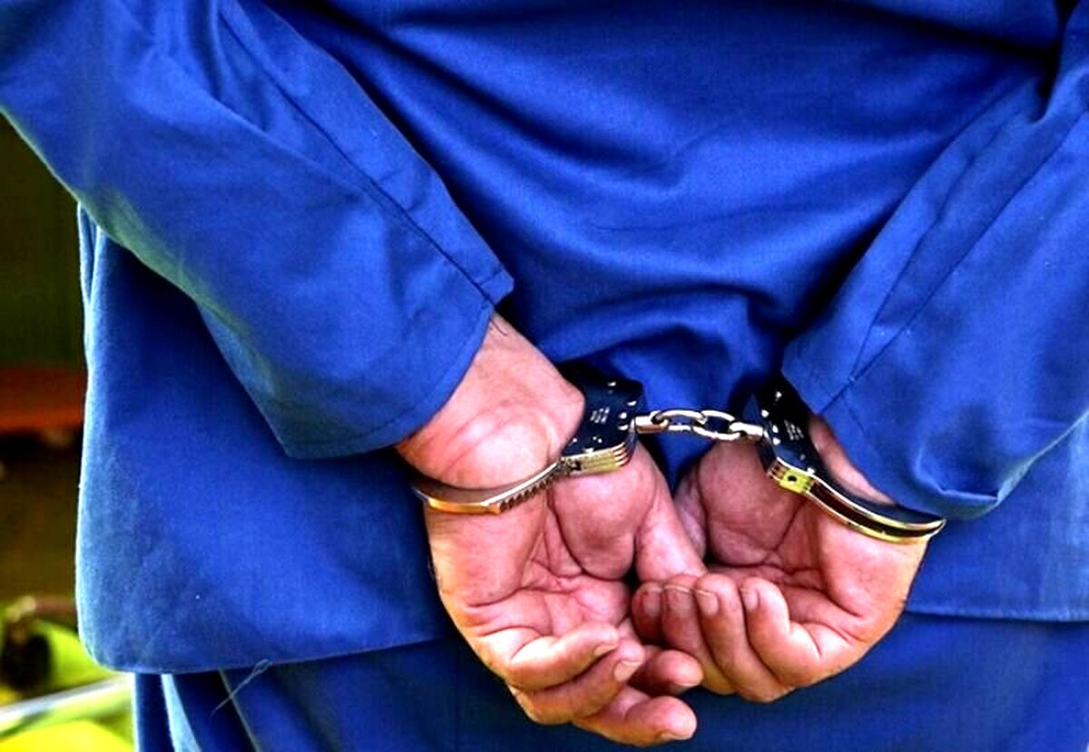 فیلم وحشتناک سرقت خودرو | صاحب ماشین توسط سارق زیر گرفته شد! + فیلم