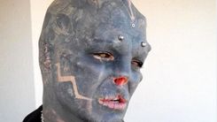 انسانی که به آدم فضایی تبدیل شد!+فیلم دیدنی 