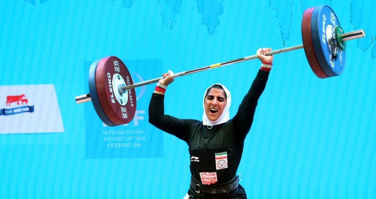 با الهام حسینی وزنه بردار ایرانی آشنا شوید