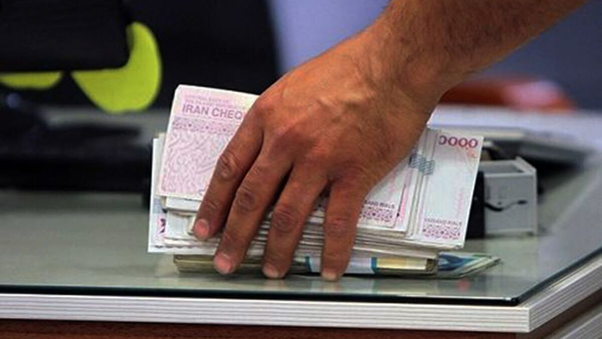 حداقل حقوق کارگران ۱۵ میلیون تومان شد | دولت با افزایش مجدد حقوق کارگران موافقت می‌کند؟
