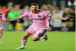 شکایت مادران از لیونل مسی در فوتبال آمریکا!