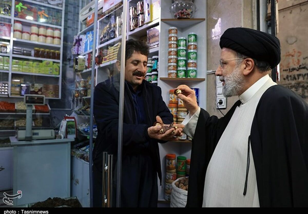 بازار گردی رئیس‌جمهور در سنندج | گفت‌وگوی صمیمی با کسبه + فیلم
