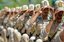 سربازان این خبر مهم را از دست ندهند | خبر جدید از افزایش حقوق سربازان 