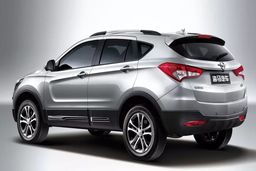 فروش قسطی لاستیک در بازار | با اقساط 12 ماهه تایر خودرو بخرید | ۴ حلقه تایر پراید چند؟ 