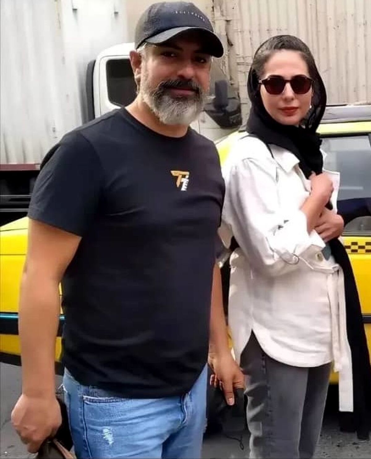 عکس جنجالی مهدی پاکدل لو رفت/عکس یادگاری مهدی پاکدل با این خانم جوان دردسر ساز شد +عکس حاشیه ساز