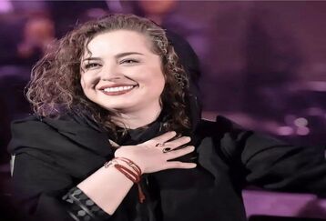 پیانو نواختن مهراوه شریفی نیا در مهمونی خودمونی| هنر دختر شریفی نیا همه را شگفت زده کرد!!
