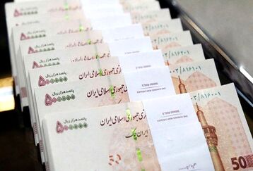 شگفتانه دولت رئیسی برای عیدی و حقوق کارمندان و بازنشستگان در سال آینده | افزایش 2 برابری عیدی کارمندان و بازنشستگان | مبلغ مد نظر رئیس جمهور برای عیدی و حقوق کارمندان و بازنشستگان