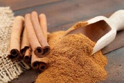 کاهش سریع کلسترول خون با کمک این ادویه | معجزه دارچین را دست کم نگیرید !