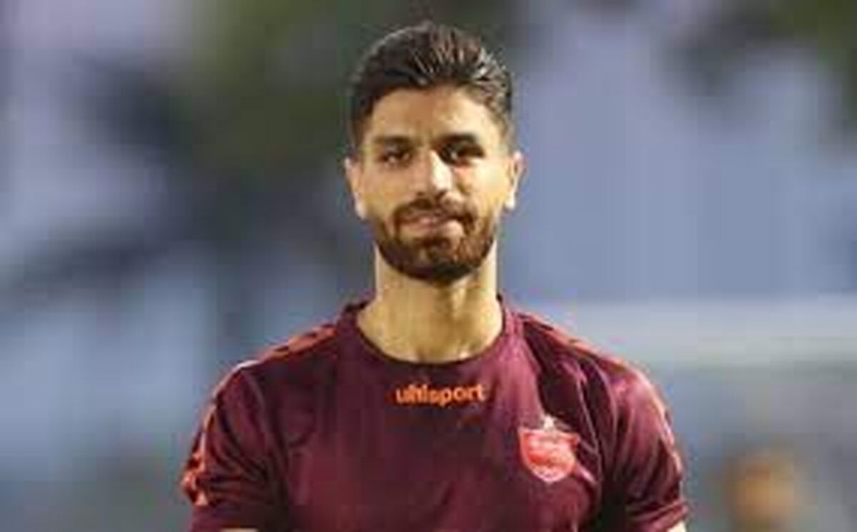 سرلک با کت و شلوار  و استایل خاص در باشگاه پرسپولیس + عکس