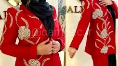 کت رنگی رنگی شیک نیوشا ضیغمی در رستوران گران قیمت | نیوشا ضیغمی با رنگ زرد عقدیش شبیه عروسای دهه 70 شد! + عکس