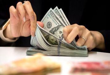 افزایش شدید قیمت دلار؛ دقایقی قبل | قیمت دلار امروز 19 آذر 1401 در بازار