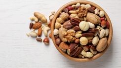 قیمت جدید آجیل و خشکبار 15 روز مانده به شب چله + جدول