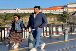 دوردور علیرضا بیرانوند با همسرش در اروپا + فیلم