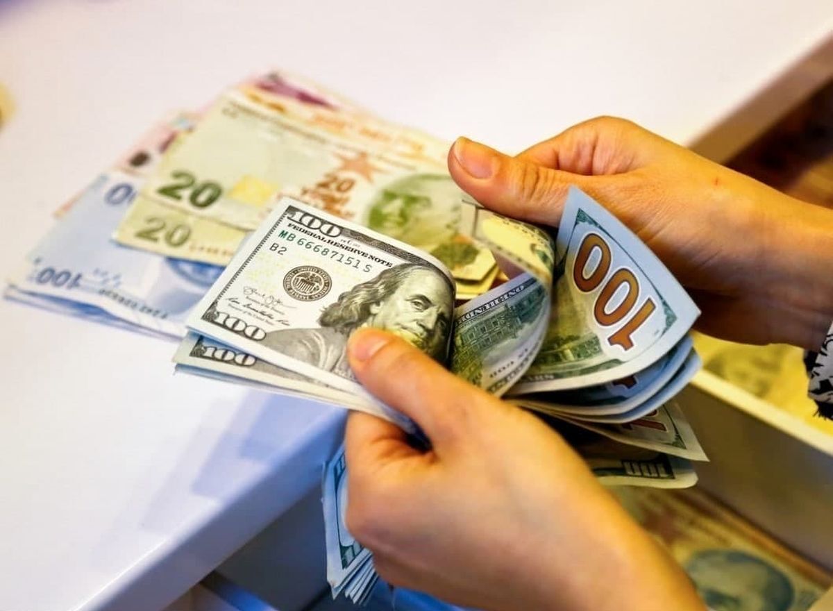 آیا خوشبینی به کاهش بیشتر قیمت دلار با اخبار برجامی پیشخور شد؟