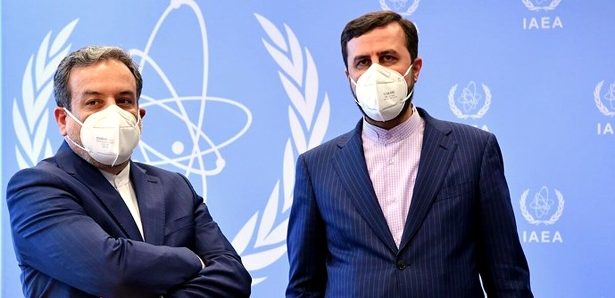 غریب آبادی: فراتر از برجام، تعهدی را در حوزه هسته‌ای نمی‌پذیریم