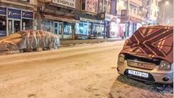 یخبندان عجیب در ترکیه/خودروها در خیابان پتو پیچ شدند +عکس