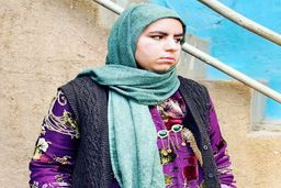 تصویر جذاب روناک «نون‌خ» قبل از گریم | صهبا شرافتی بازیگر خشن درحال دف زنی همه را شگفت زده کرد +عکس