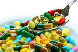 باند فروش قرص‌های لاغری حاوی شیشه منهدم شد | کشف  ۱۵ هزار عدد قرص لاغری