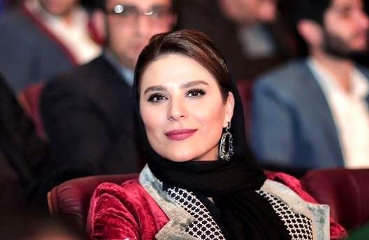 عکس سحر دولتشاهی در دورهمی شبانه لورفت