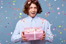 هدیه ارزان قیمت برای مردان؛ با این کادوهای عاشقانه مرد زندگی خود را خوشحال کنید