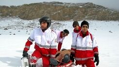 لحظه دیدنی نجات از زیر بهمن+فیلم داغ 