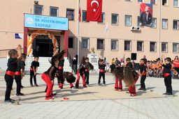 مدرسه ایرانی در ترکیه بهترین راه تحصیل