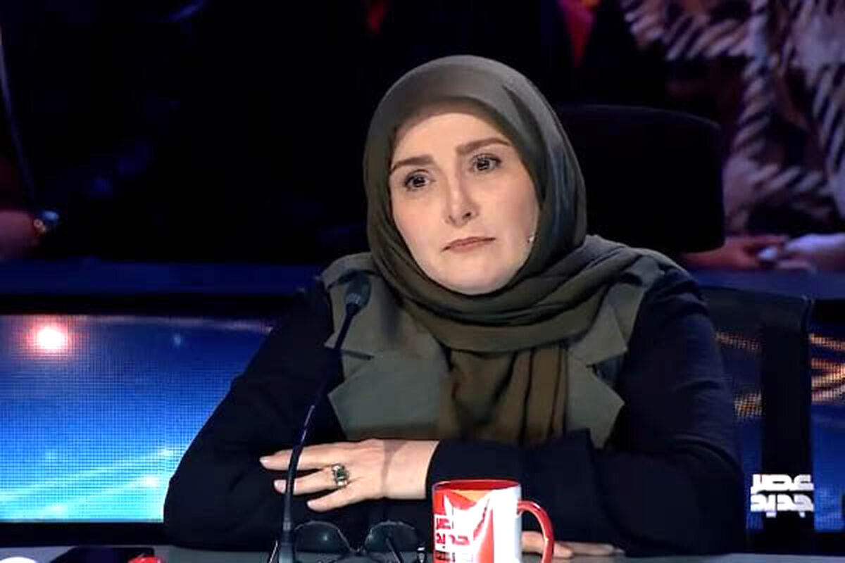 عصبانیت ژاله صامتی از دختر دوبلور | بازی جالب ساینا با ژاله صامتی در عصر جدید