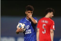 تیکه جنجالی پرسپولیسی‌ها به استقلال!