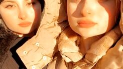 تفریح زمستانی سارا و نیکا و مادرشان در لاکچری ترین جای سوئد + عکس