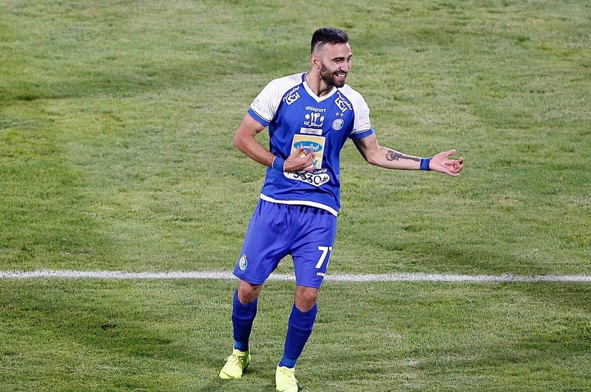 استوری جنجالی مدیر برنامه بازیکن استقلال/ انتقال خبرساز به پرسپولیس در راه است؟