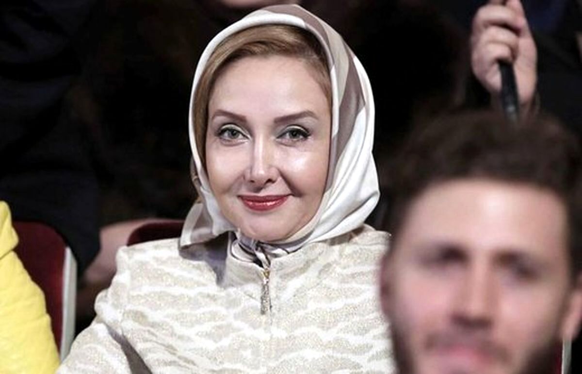 ذوق زدگی عجیب کتایون ریاحی در کنسرت علی زندوکیلی| کتایون ریاحی از خود بی خود شد+فیلم