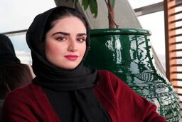 عکس غم انگیز از هانیه غلامی در قبرستان |‌ گریه های هانیه غلامی دل همه را خون کرد + عکس