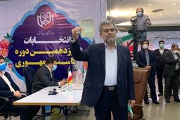 فریدون عباسی: نیامده ام که به نفع کسی کنار بروم