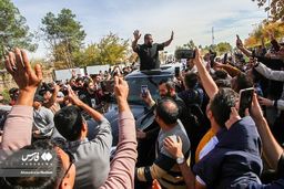 هادی چوپان چه خودرویی سوار می شود | خودرو ۱۵ میلیارد تومانی زیر پای هادی چوپان +عکس