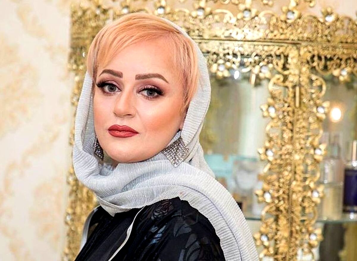 نعیمه نظام دوست در لباس هندی